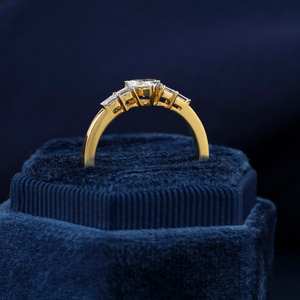 Anillos de diamantes cultivados en laboratorio de oro amarillo de 14kt, exquisitos anillos de diamantes cultivados en laboratorio de lujo de gama alta a la moda para ella, venta al por mayor - Product Image 2