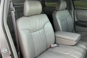 BONNE CONDITION D'OCCASION, CONDUITE À GAUCHE |   Conduite à droite |   45 000 KM 1997 TOYOTA AVALON XLS - Product Image 3