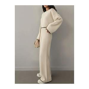 Conjunto de Suéter de Punto Extra Grande para Mujer con Detalle de Costura en Contraste - Product Image 2