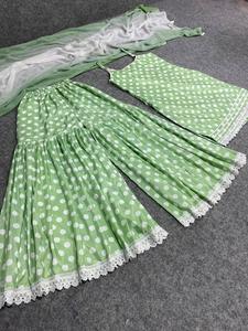 Fancy Beautiful Kurti Wedding Wear para mujer Vestido de tela de seda de algodón pesado con Top de impresión digital y Sharara Plazzo Dupatta - Product Image 3