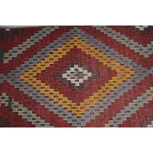 Tapis turc vintage de 2,3 x 11,3 pieds, tapis de couloir, tapis kilim rouge à motifs floraux - Product Image 4