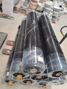 Rouleaux de tissu PE personnalisables fabriqués en usine dans un style simple avec diverses options GSM et couleur Caractéristique étanche - Product Image 4