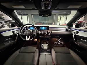 Mercedes-Benz Clase A AMG 4Matic 2019 Usado, Sedán de Lujo con Volante a la Izquierda, Transmisión Automática |   Listo para Exportar - Product Image 3