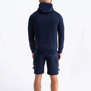 Ensemble short à capuche uni imprimé de style simple et unique pour homme Vêtements décontractés grande taille pour l'été en vente - Product Image 6