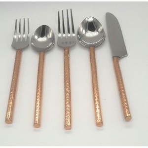 Juego de cubiertos plateados de acero inoxidable, juego de cuchara y tenedor, cubiertos suaves y fáciles de limpiar para regalos de negocios, desechables - Product Image 1
