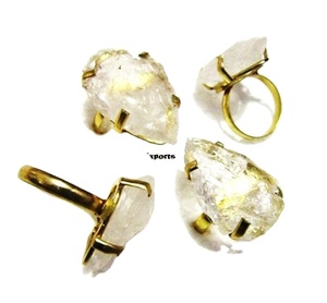 Gemstone Carved <b>Crystal</b> Quartz Electroplated Arrowhead Rings Handmade Finger Rings <b>Top</b> Quality From Amayra <b>Crystals</b> Exports - Product Image 1