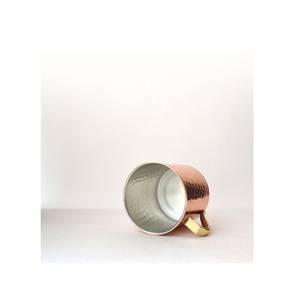 Tasse à boire en cuivre Unique Shot Tankard Lime avec nickel intérieur et poignée en laiton pur pour une utilisation au bar de l'hôtel - Product Image 1