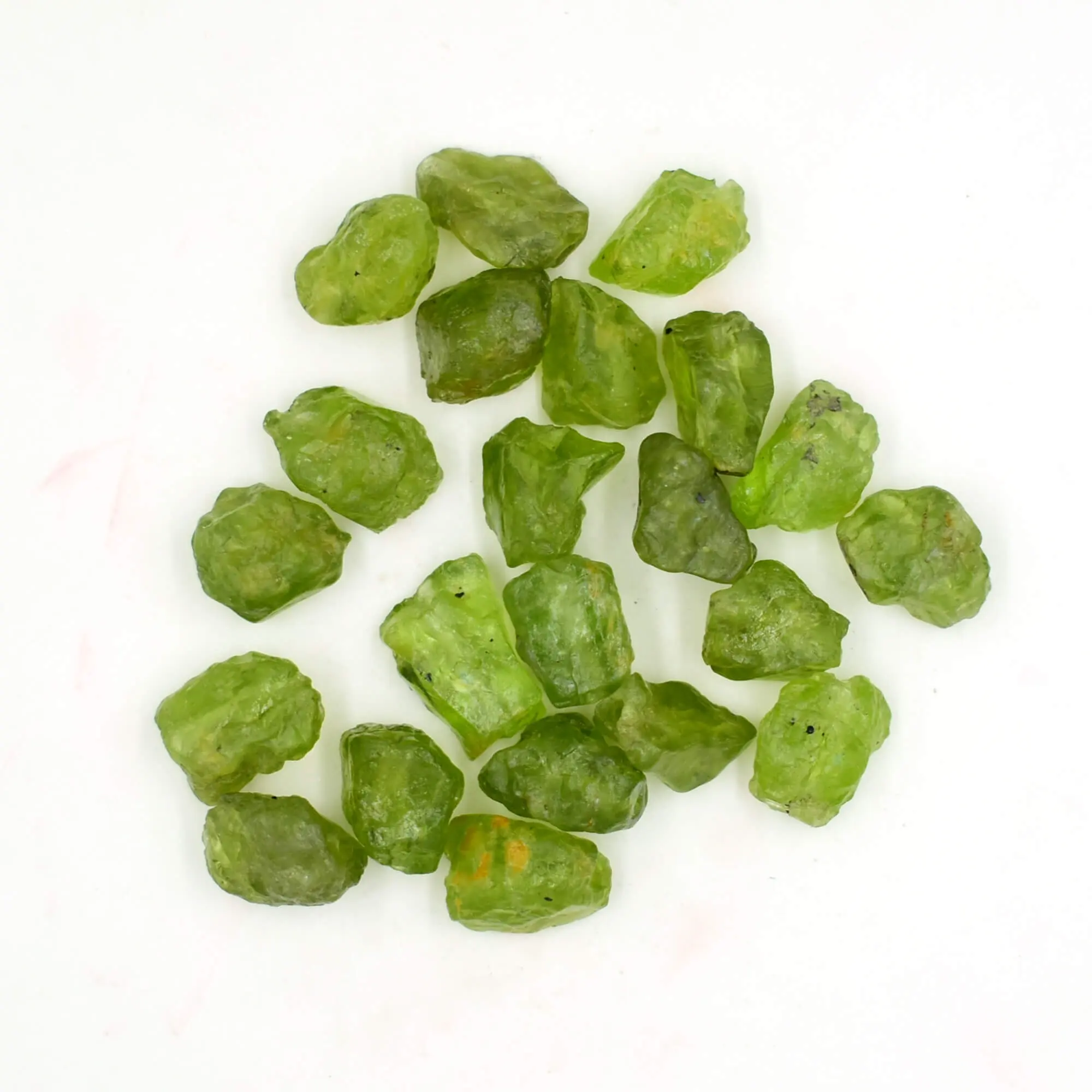 Gemstone Mineral Specimen Uncut Peridot For Necklace Healing Rough And Raw Crystal Wholesale Loose Rock Stone