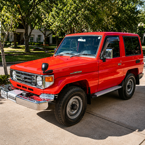 ÉDITION CLASSIQUE 1999 LANDCRUISERS HZJ71 SÉRIE 70 DIESEL 6 CYLINDRES - Product Image 1