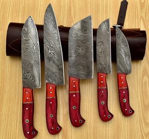 Ensemble de couteaux de cuisine en acier damas faits à la main 5 pièces couteaux de chef en acier inoxydable avec gaine Gadgets de cuisine - Product Image 1