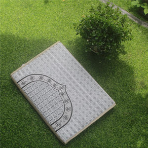 เสื่อสวดมนต์พับได้ของขวัญมุสลิมพรมมุสลิมพร้อมถุงเก็บพรมสวดมนต์อิสลามสำหรับพักผ่อน - Product Image 5