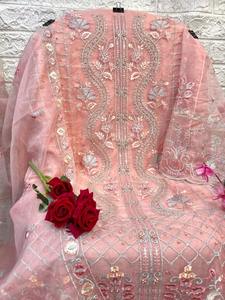 Traje Salwar Kameez de Organza Pesada con Bordado Estilo Indio y Pakistaní para Mujer, Vestido y Kurtis Estilo Musulmán Pesado - Product Image 4