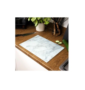 Tabla de cortar de mármol elegante con textura suave y elegante, ideal para cocinas modernas, chefs profesionales y clases de cocina - Product Image 1