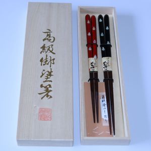 Baguettes laquées de qualité supérieure fabriquées au Japon - Product Image 2
