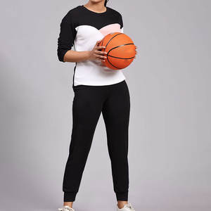 Vente en gros Nouvelle mode Haute qualité Sur mesure Survêtement pour femme Respirant Uni Léger Style décontracté Sport pour l'hiver - Product Image 3