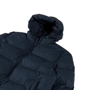 Chaqueta acolchada de burbujas azul marino lisa con logotipo personalizado, precio de fábrica al por mayor, chaquetas de invierno de alta densidad. - Product Image 2