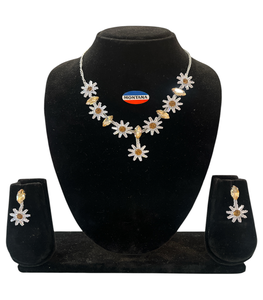 AD839 Floral Collier Boucles D'oreilles Ensemble Élégant Classique Bijoux De Mode pour les Fêtes Anniversaires Événements Traditionnels Cadeaux - Product Image 1