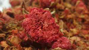 Mejor precio 2024 venta al por mayor de alta calidad OEM embalaje personalizado Granada flores secas almacenamiento fresco Rosa flores servicio OEM - Product Image 5