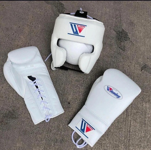 Conjunto de Boxeo de Piel Blanco Winning, Calidad Premium, Acolchado Cómodo, Kickboxing, Logotipo Personalizado, Protector de Cabeza, Protector Inguinal - Product Image 4