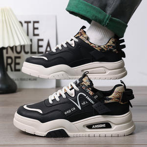 Baskets décontractées blanches pour hommes, style coréen, en microfibre, à talon moyen, respirantes, en maille, pour la course et la danse, collection automne 2025 - Product Image 4