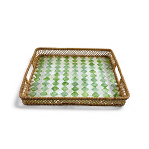 Bandeja Artesanal de Nácar con Borde de Ratán para Servir Comida, Exhibición en Mesa y Decoración del Hogar, de Vietnam - Product Image 1