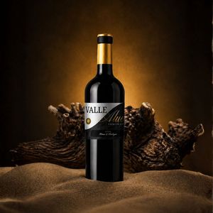 Valle Alue - Vino Rosso Bivarietale Premium |   Tempranillo e Syrah 13% ABV |   Vino Rosso Spagnolo 750ml - Product Image 2