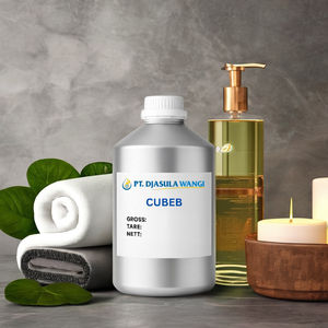 น้ำมันหอมระเหยคิวบีบาบริสุทธิ์ กลิ่นเผ็ดร้อนแรง ขายดี น้ำมันคิวบีบา 100% 5 กก. สำหรับใช้ประจำวัน บำรุงผิว รับผลิตแบบ OEM - Product Image 1