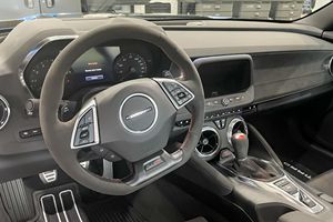 เชฟโรเลตคามาโรใช้แล้ว2023รถเปิดประทุน ZL1 - Product Image 2