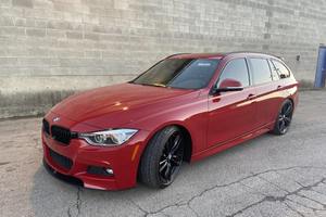 Muy usado B-m-w 330i Xd RIV e Sports Wa Gon Awd Pr emium y D River Assis tance - Product Image 4