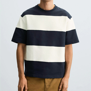 เสื้อยืดแขนสั้นลายทางใส่สบายสำหรับผู้ชายเสื้อยืดแนวสตรีทแวร์คอกลมระบายอากาศได้เสื้อยืดลำลองทรงหลวมเสื้อผ้าฮิปฮอป - Product Image 1