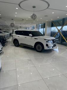 Nissan Patrol LE Titanium 2020, spécifications GCC, neuf/d'occasion, à vendre - Product Image 5