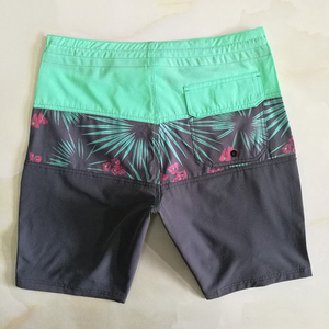 Venta caliente Sublimación Impreso Traje de baño con logotipo Ropa de baño para hombres Fitness Pantalones cortos de tabla personalizados Pantalones cortos de playa Bañadores para hombres - Product Image 3
