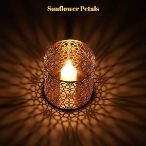 Ensemble de 3 bougeoirs de Noël de luxe en métal doré champagne personnalisables en fer et aluminium avec impression emballés dans une boîte - Product Image 2