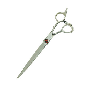 Tijeras de Peluquería Canina MARI de Alta Calidad para Diestros, Hojas Rectas Afiladas de Acero con Alto Contenido de Carbono, Mango de Acero para Uso Doméstico - Product Image 4