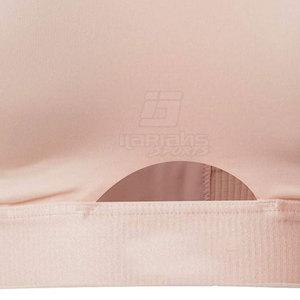 Sujetador Deportivo Transpirable para Mujer, Nuevo Diseño, Secado Rápido, Hecho en Pakistán - Product Image 6