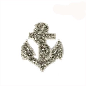 Broche de jeans con letras I bordado a mano insignias de seda India emblema motivo chino broche creativo alfileres decorativos broche simple - Product Image 5