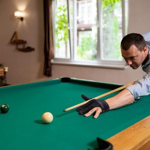 Gants de snooker ajustables pour joueurs professionnels - Product Image 1