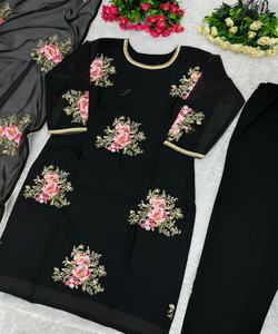 Vestido de fiesta floral estampado Kurti con motivos geométricos y trabajo de espejo para vestido de moda que marca tendencia con detalles de volantes - Product Image 3