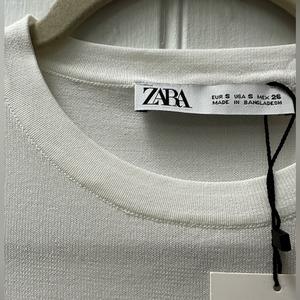 Men's Solid <b>Sleeveless</b> <b>Sweater</b> Knitwear with Striped Design - Product Image 5