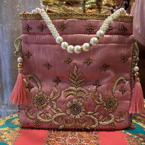 Hot Selling Beautiful Indian Handmade Rajasthani Drawstring Potli Bags <b>for</b> <b>Wedding</b> Gift Returns Gifts Coin Purse <b>Handbags</b> - Product Image 1