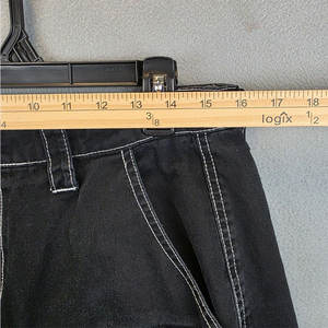 Pantalon cargo noir évasé pour femme, style punk gothique emo, avec étoiles et surpiqûres contrastées, 2026 - Product Image 3