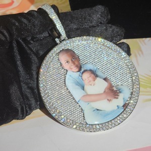 Collier avec pendentif personnalisé en argent 925 avec diamant Moissanite VVS, photo personnalisée, style glacé, tendance pour femmes, streetwear à bas prix - Product Image 5