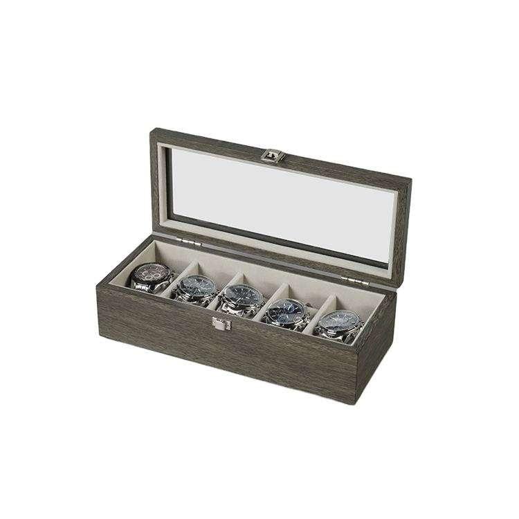 สีน้ำตาล