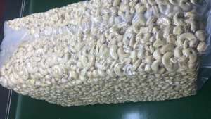 Noix de cajou brutes et fraîches de haute qualité WW240, riches en nutriments, 26-27 mm, 20 kg/cartons, couramment utilisées dans la transformation alimentaire - Product Image 4