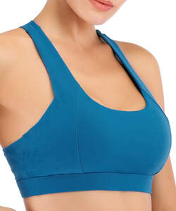 Soutien-gorge de sport haute performance personnalisé, soutien-gorge de compression écologique à maintien moyen, séchage rapide, coussinets amovibles, en vente - Product Image 4