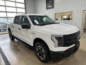 F-150 Lightning AWD Pro 4 portes SuperCrew 5,5 pieds SB Turbo Automatique R17 Sièges en cuir Toit ouvrant panoramique d'occasion 2022-2024 - Product Image 3