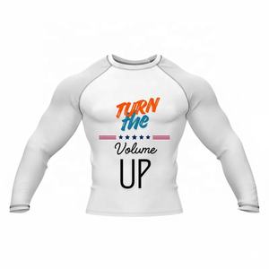 Chemises de compression à manches courtes pour hommes, personnalisées, très vendues, Rash Guard BJJ, Rash Guard imprimé sur toute la surface, fabriqué en polyester et élasthanne - Product Image 2