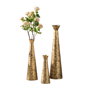 Présentoir floral de salon et de balcon à la maison Vase à fleurs en fer métallique de la plus haute qualité pour la décoration de mariage à un prix abordable - Product Image 4