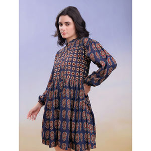 Robe ajustée et évasée imprimée Paisley marron pour femme avec manches bouffantes Mini longueur col montant mélange de coton froncé taille tissée - Product Image 6