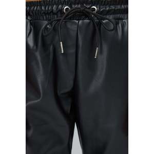 Pantalones Deportivos - Product Image 4